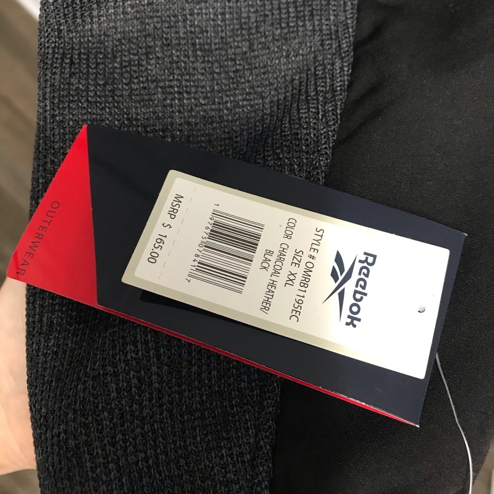mens Reebok XXL jacket. - Picture 2 of 9